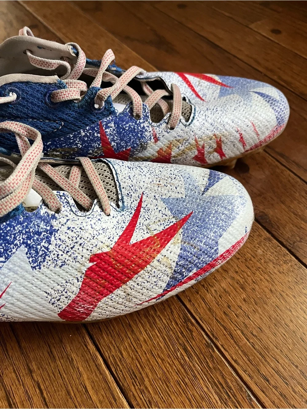 Under Armour Men’s Blur LE MC USA Red, Blue & White Football Cleats Size 9.5